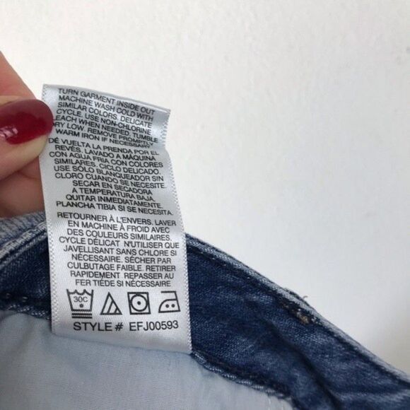 Kensie Ripped Distressed Denim Jean Shorts Size 26 Roll Up Boho - Picture 8 of 9